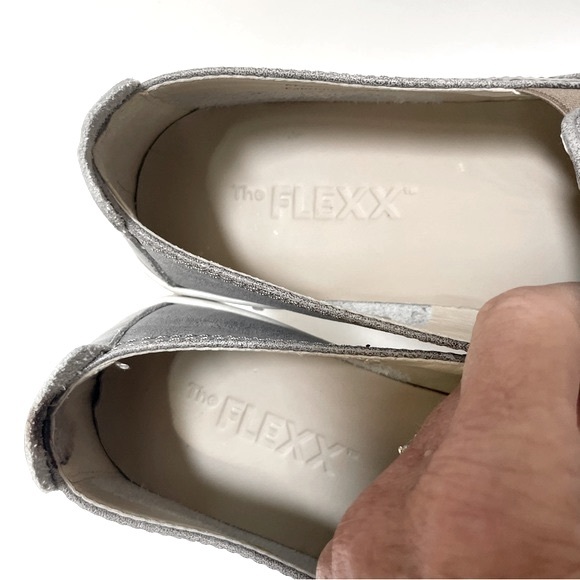 The FLEXX “Sneak Name” Slip-on Sneaker Size 10 - Picture 11 of 14